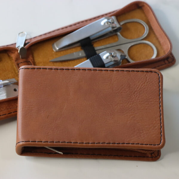 Manicure Set - Image 2